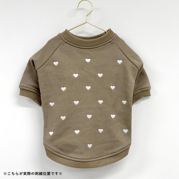 Load image into Gallery viewer, Hearts embroidery raglan sweatshirt

